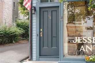 46-46 State St in Bristol, RI - Building Photo - Building Photo