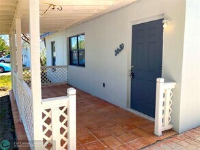 3630 SW 46th Ave in West Park, FL - Building Photo - Building Photo