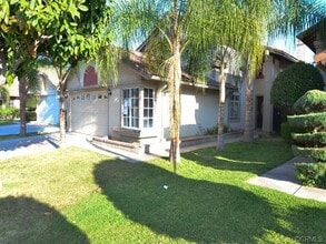 1943 W Padilla Dr in Colton, CA - Building Photo - Building Photo