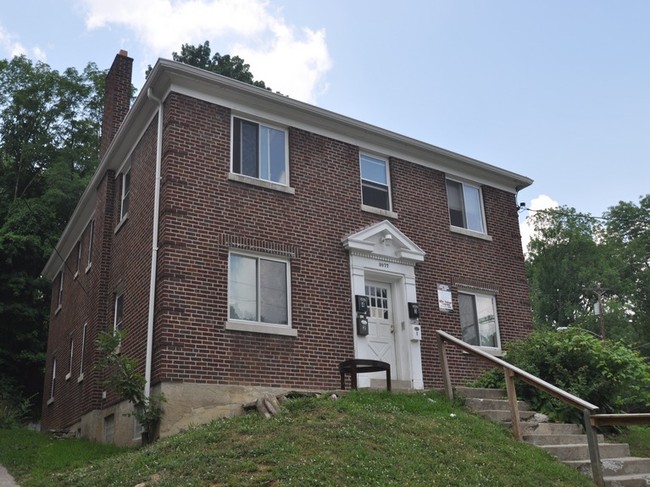 3077 Bracken Woods Ln in Cincinnati, OH - Building Photo - Primary Photo