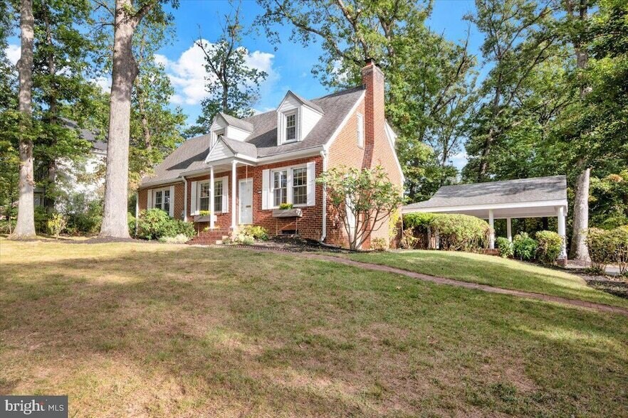 1903 Kirby Rd in McLean, VA - Building Photo