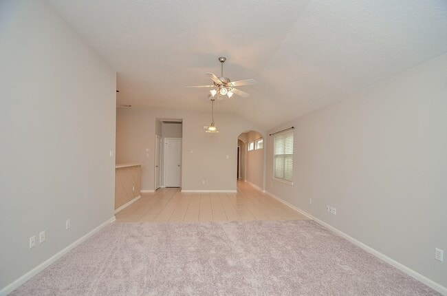 18707 Scented Candle Way