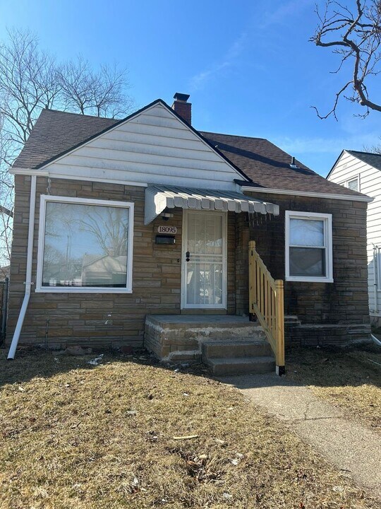 18095 Keystone St in Detroit, MI - Building Photo