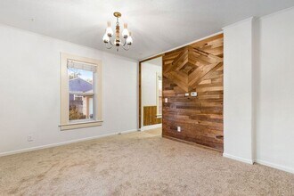 6701 N Amherst St in Portland, OR - Foto de edificio - Building Photo