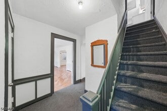 1133 Goffle Rd in Hawthorne, NJ - Building Photo - Building Photo