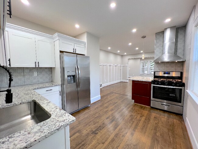 5001 Seminole St-Unit -Apt in Detroit, MI - Building Photo - Building Photo