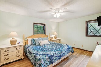 1063 Burcale Rd in Myrtle Beach, SC - Foto de edificio - Building Photo