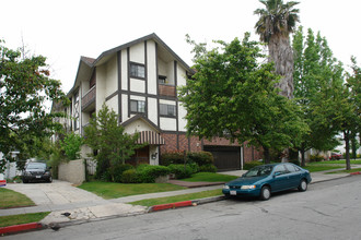 1161 Irving Ave in Glendale, CA - Foto de edificio - Building Photo