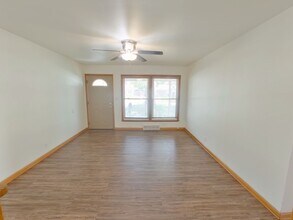 3541 S Southwood Dr in Wichita, KS - Building Photo - Building Photo