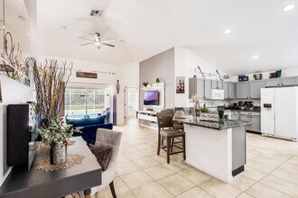 2636 Willow Glen Cir in Kissimmee, FL - Building Photo - Building Photo