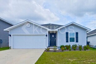 108 Swallowtail Ln in Pensacola, FL - Building Photo