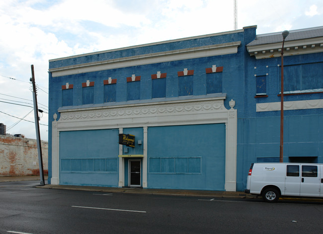 719 Marshall St in Shreveport, LA - Foto de edificio - Building Photo