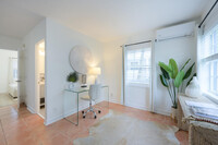 3608 Spruce Ave in West Palm Beach, FL - Building Photo - Building Photo