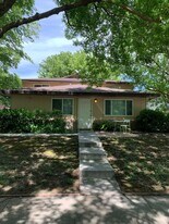 2806 Bidwell St in Davis, CA - Building Photo