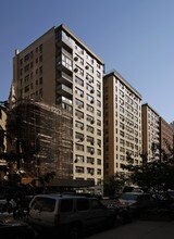 425 E 79th St in New York, NY - Foto de edificio - Building Photo