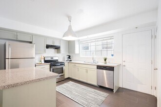 1817 Garfield Pl in Los Angeles, CA - Building Photo - Building Photo