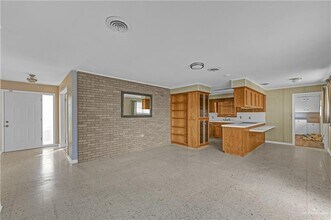 21 E Walnut Ave in McAllen, TX - Building Photo - Building Photo