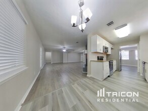 4422 Ponca St in Pasadena, TX - Building Photo - Building Photo