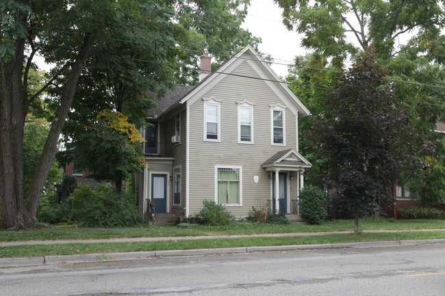 654-658 Cherry St SE in Grand Rapids, MI - Foto de edificio - Building Photo