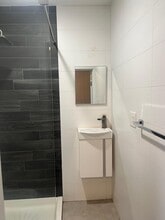 1144 E Grand St, Unit 211 in Elizabeth, NJ - Building Photo - Building Photo