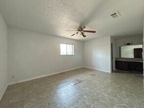 2211 Wheeler Ave in Killeen, TX - Building Photo - Building Photo