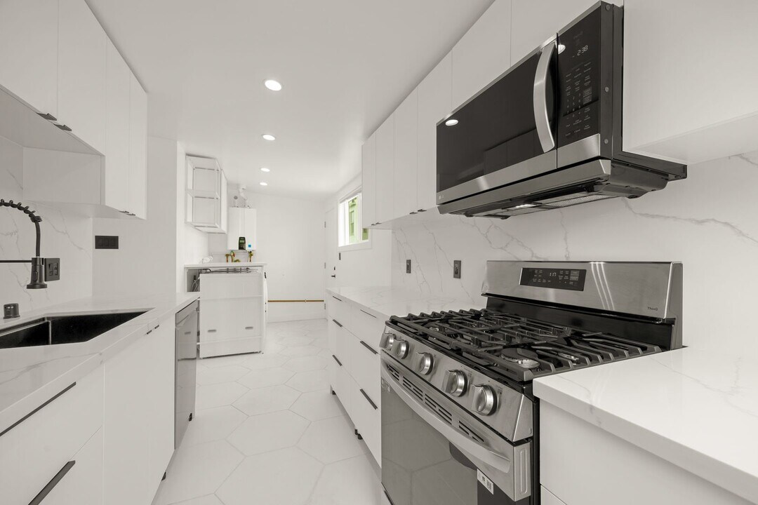 1386-1388-1388 47th Ave in San Francisco, CA - Building Photo