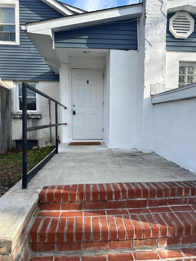 2727 NY-94 in Washingtonville, NY - Building Photo - Building Photo