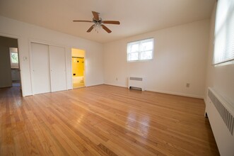 5511 Pimlico Rd in Baltimore, MD - Building Photo - Building Photo