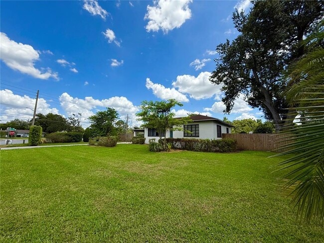 1004 Fleck Ave in Orlando, FL - Building Photo - Building Photo