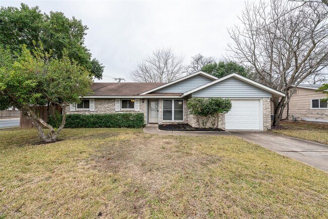1621 Wheless Ln in Austin, TX - Building Photo - Building Photo