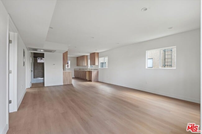 3754 Veteran Ave in Los Angeles, CA - Building Photo - Building Photo