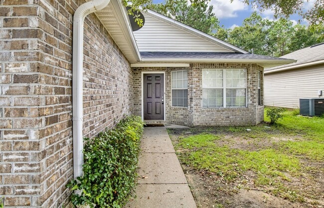 8069 Nalo Creek Loop in Pensacola, FL - Building Photo - Building Photo