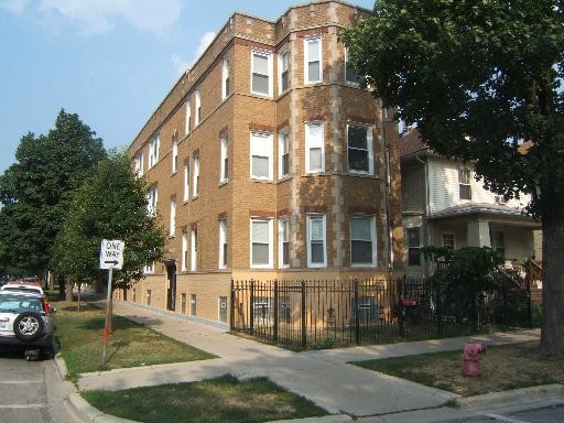 property at 3436 W Leland Ave