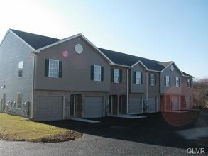 7280 Adams Ct-Unit -2 in New Tripoli, PA - Building Photo - Building Photo