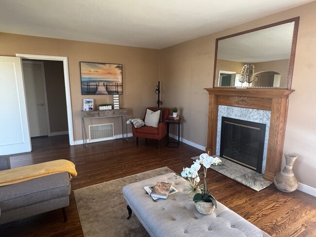 property at 601 Linden Ave