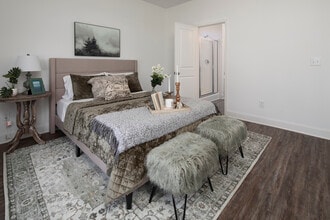 Twin Oaks Townhomes in Madison, AL - Building Photo - Interior Photo