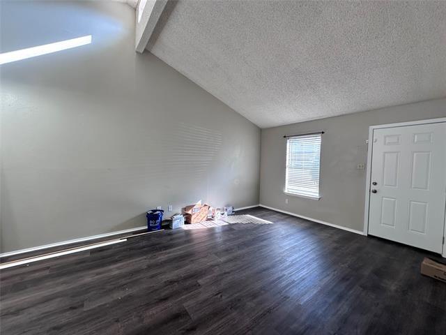 1110 Lynn St in Weatherford, TX - Building Photo - Building Photo