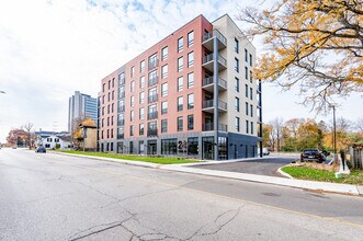 Stride on Union in Waterloo, ON - Building Photo - Building Photo