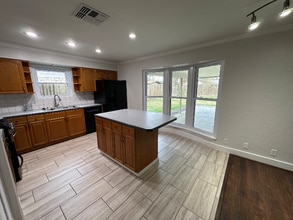 7934 Grandridge Dr in Houston, TX - Building Photo - Building Photo