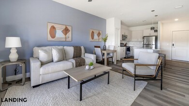 116 Talon Grasp Trail, Unit 15210 in Leander, TX - Foto de edificio - Building Photo