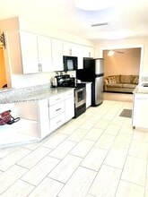 5333 Duncanwood Dr in Sarasota, FL - Building Photo - Building Photo