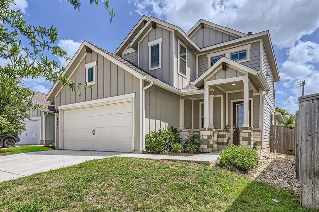 8615 McKamy Dr in Austin, TX - Building Photo - Building Photo