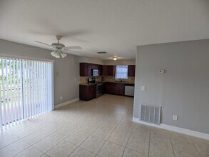 10927 Gantry St in Boca Raton, FL - Building Photo - Building Photo