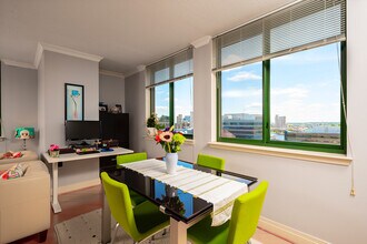 414 Water St, Unit 1502 in Baltimore, MD - Building Photo - Building Photo