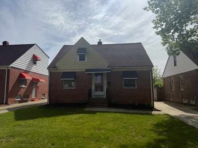 5533 Beechwood Ave in Maple Heights, OH - Foto de edificio