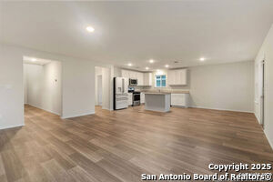 7328 Littlefoot Ln in San Antonio, TX - Building Photo - Building Photo