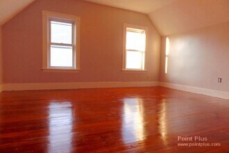 10 Cutter Ave in Somerville, MA - Building Photo - Building Photo