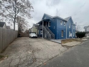 28 Wall St in Waterbury, CT - Building Photo - Building Photo