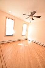 95 Sherman Ave, Unit Apartment with a View in Staten Island, NY - Foto de edificio - Building Photo