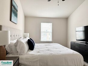 301 Towne Center Dr, Unit 2032 in Belton, MO - Foto de edificio - Building Photo